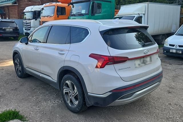 Hyundai Santa Fe - 4