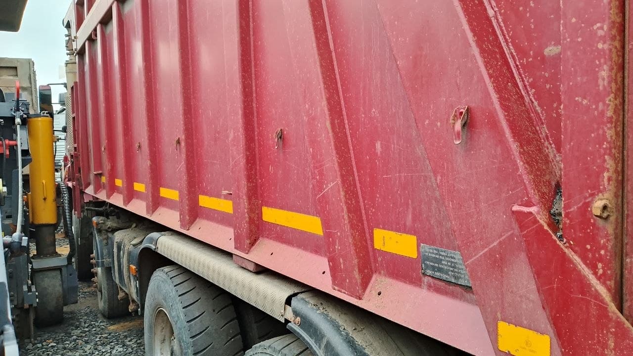Камаз 65801-001-68 8x4 - 3