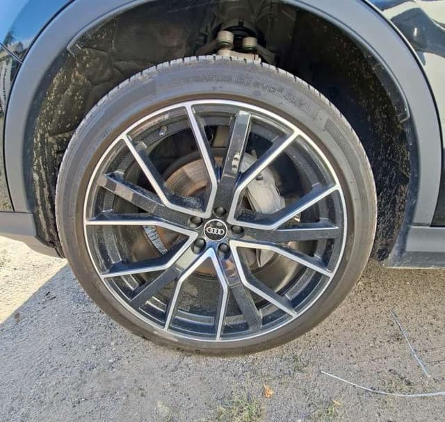 Audi Q7 - 9