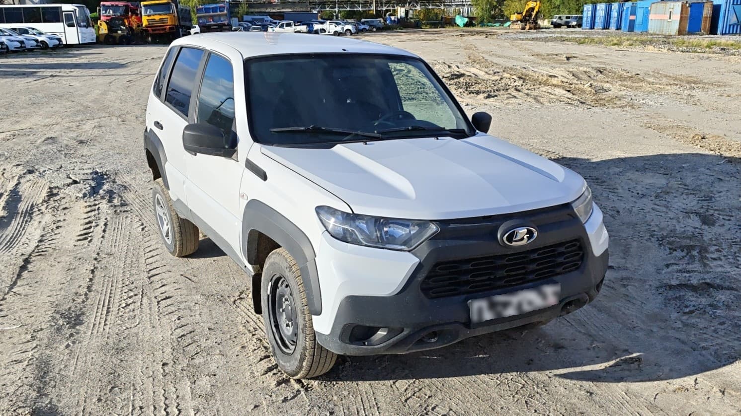 Lada Niva Travel - 2