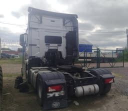 FAW J7 4x2 Седельный тягач - 4
