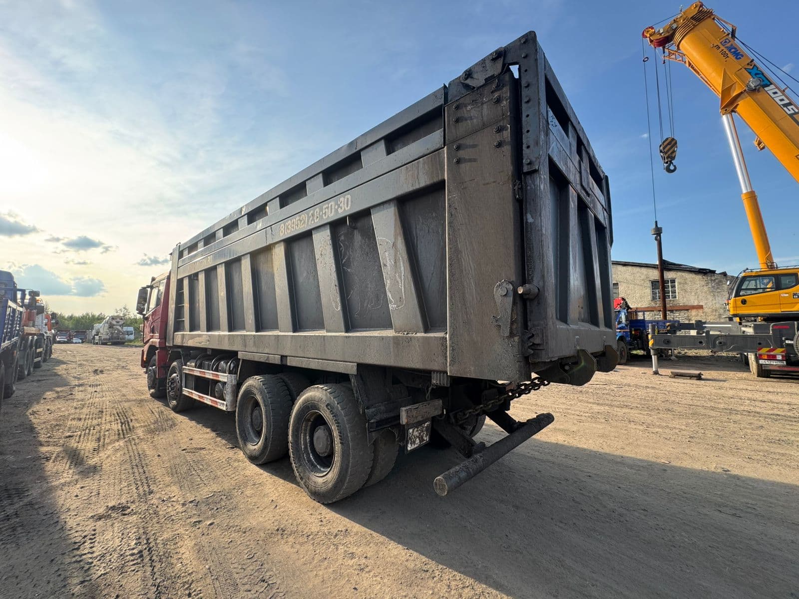 Shacman (Shaanxi) SX* 8x4 Самосвал - 4