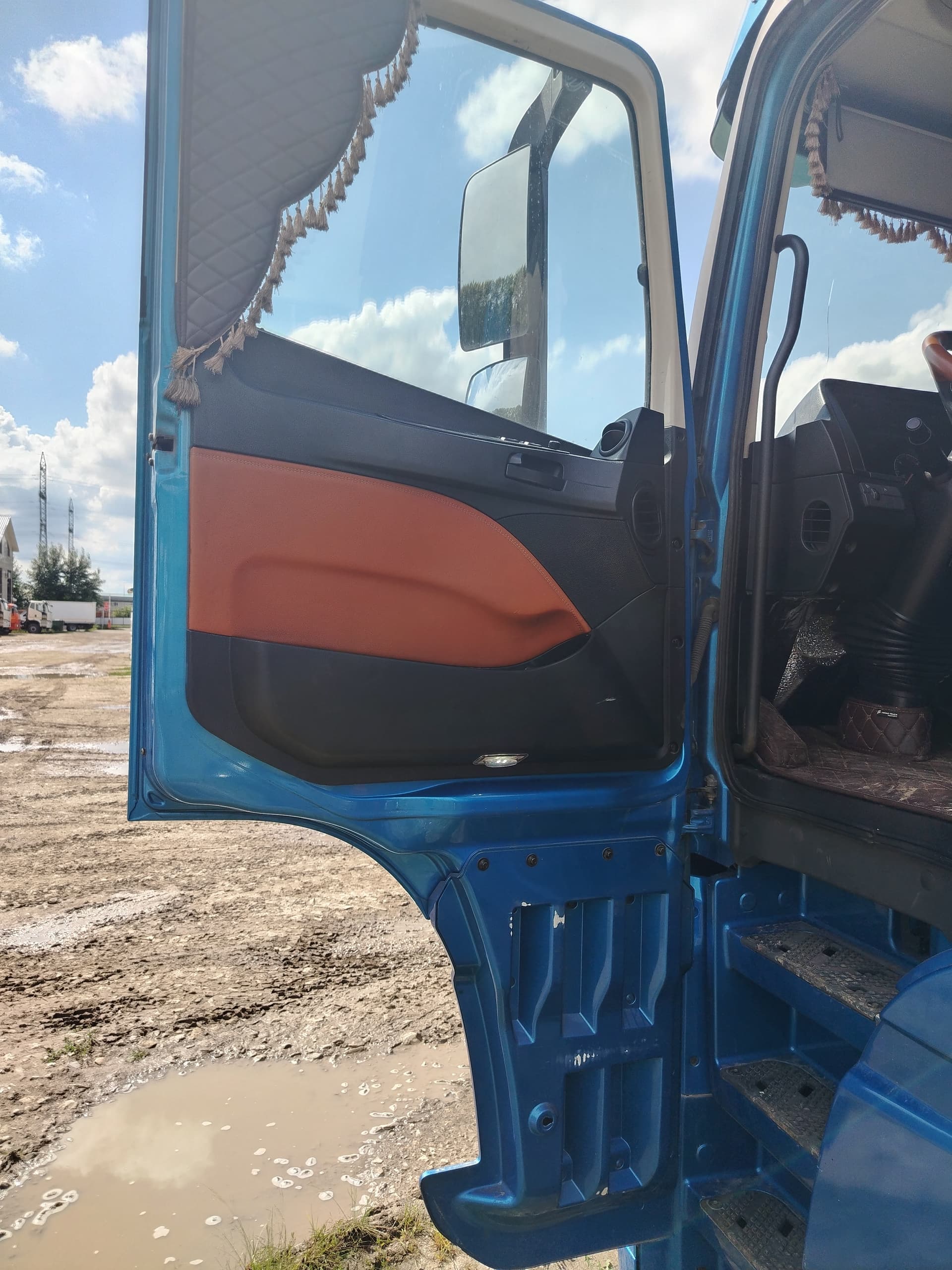 Foton AUMAN 4x2 Седельный тягач - 7