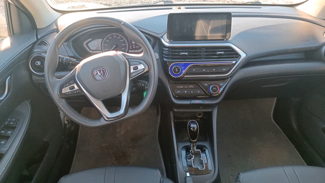 Changan Alsvin - 5