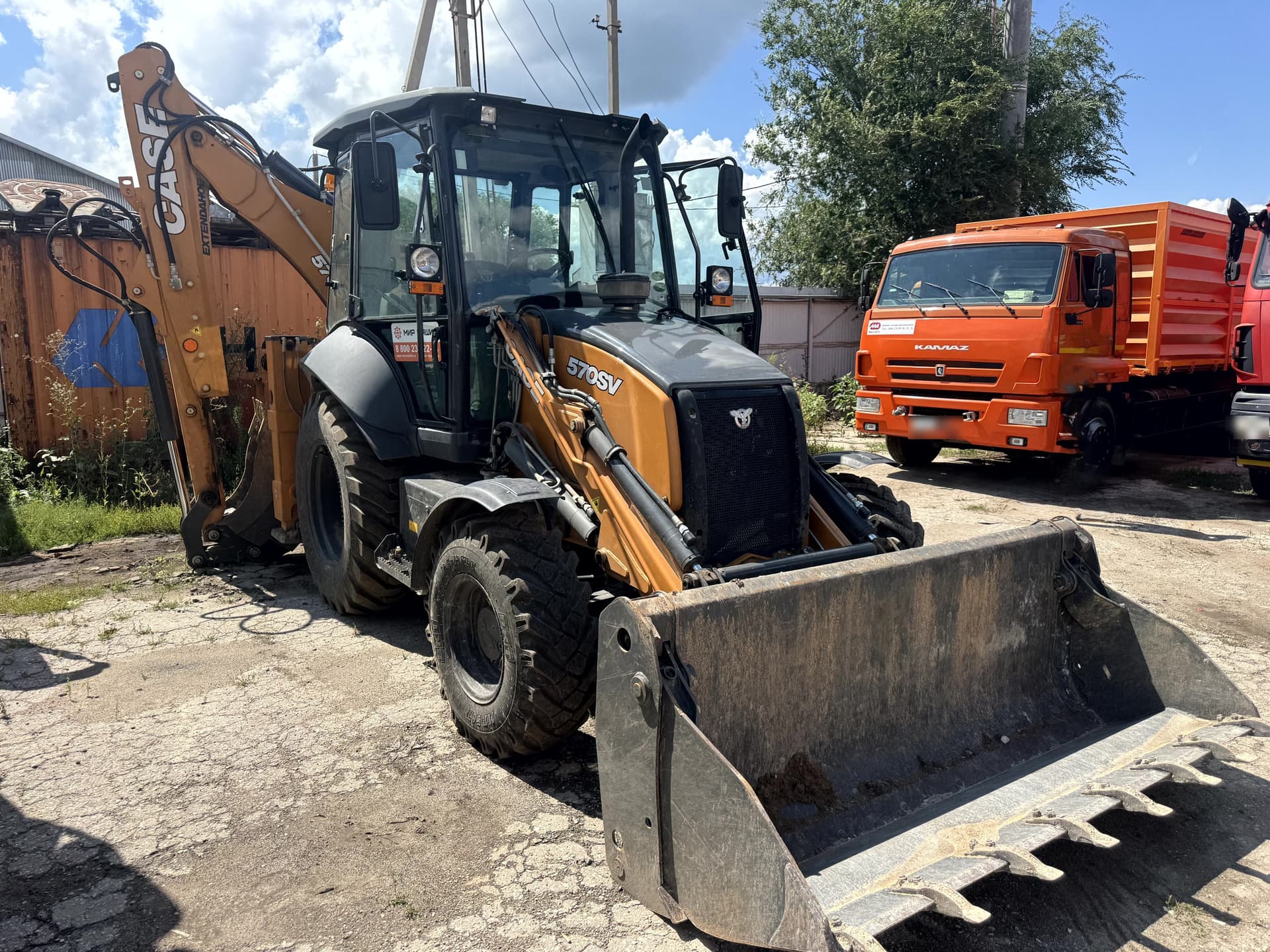 Case 570 Экскаватор-погрузчик - 2