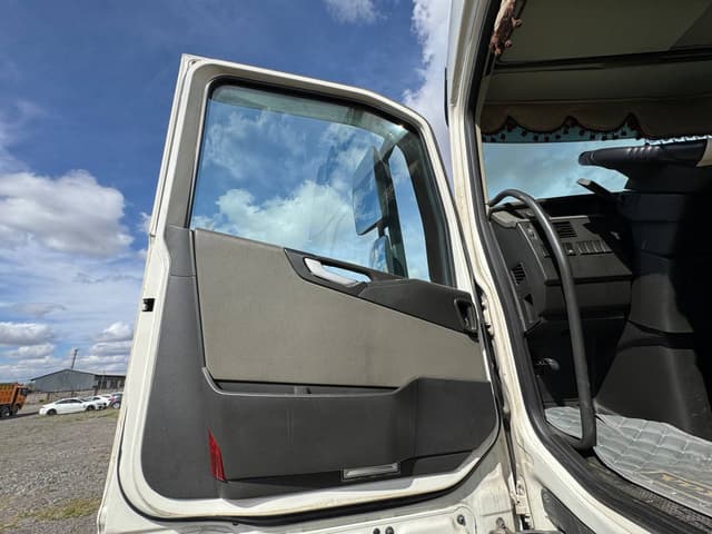 Volvo FH 4x2 Седельный тягач - 8