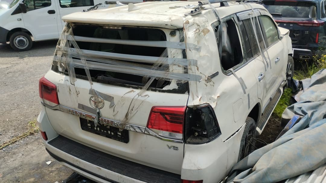 Toyota Land Cruiser 200 - 3