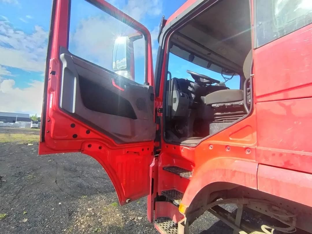 Shacman (Shaanxi) SX* 6x6 Седельный тягач - 7