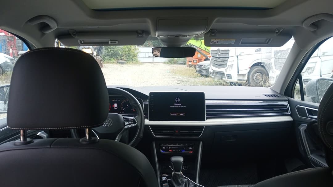 Volkswagen Tiguan L - 5