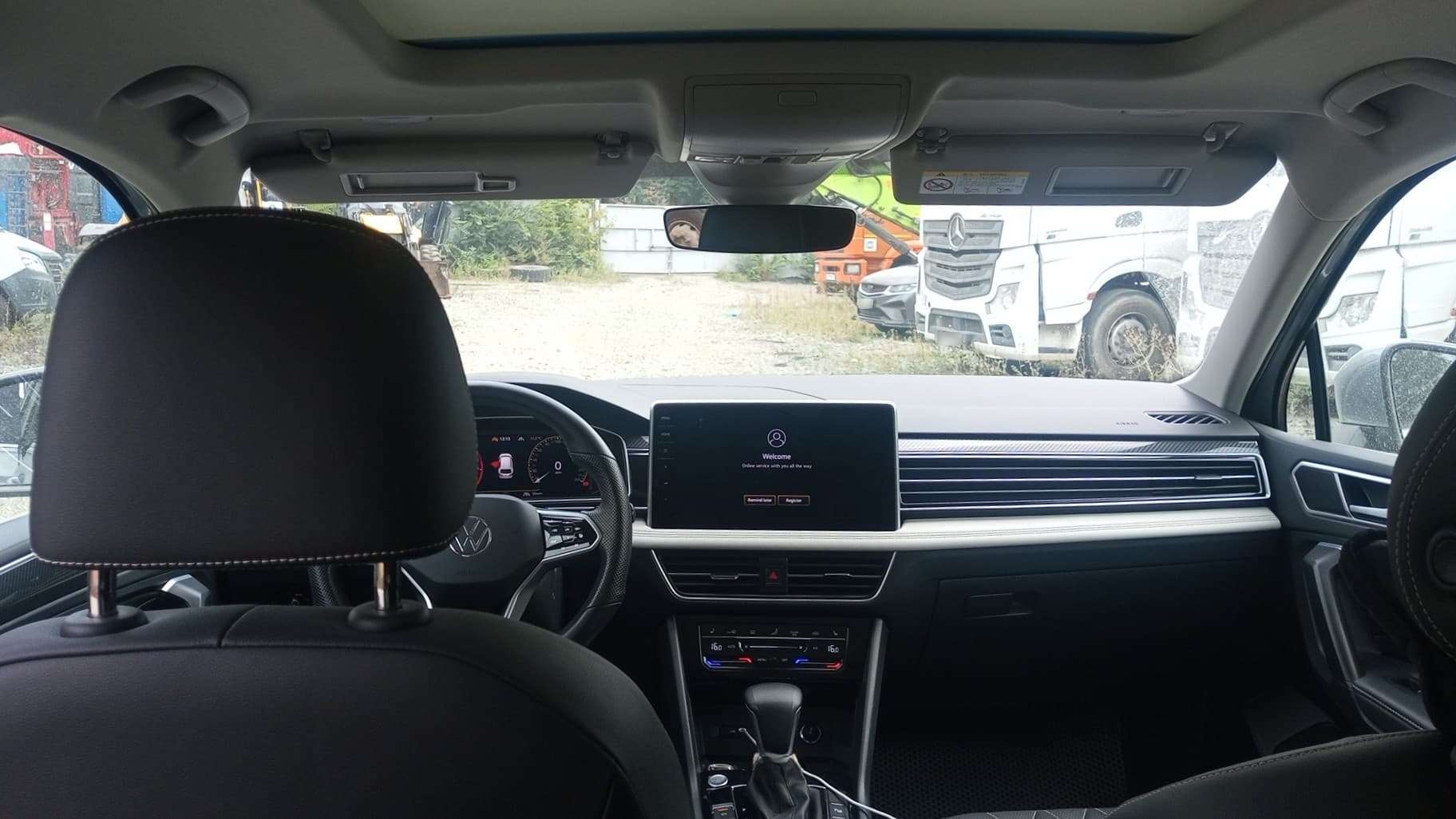 Volkswagen Tiguan L - 5
