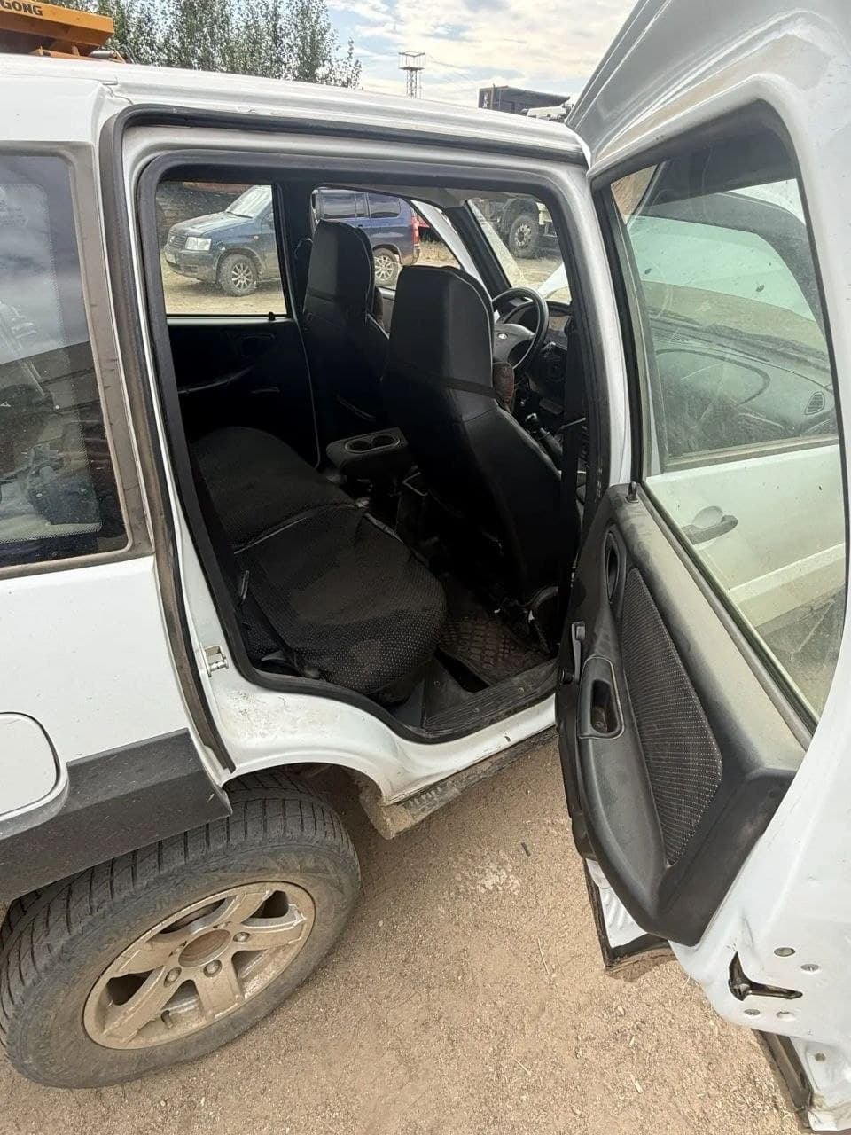Lada Niva Travel - 7
