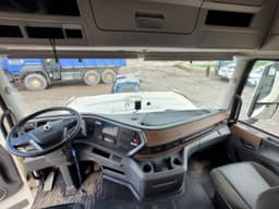 Dongfeng DFH 4x2 Седельный тягач - 5