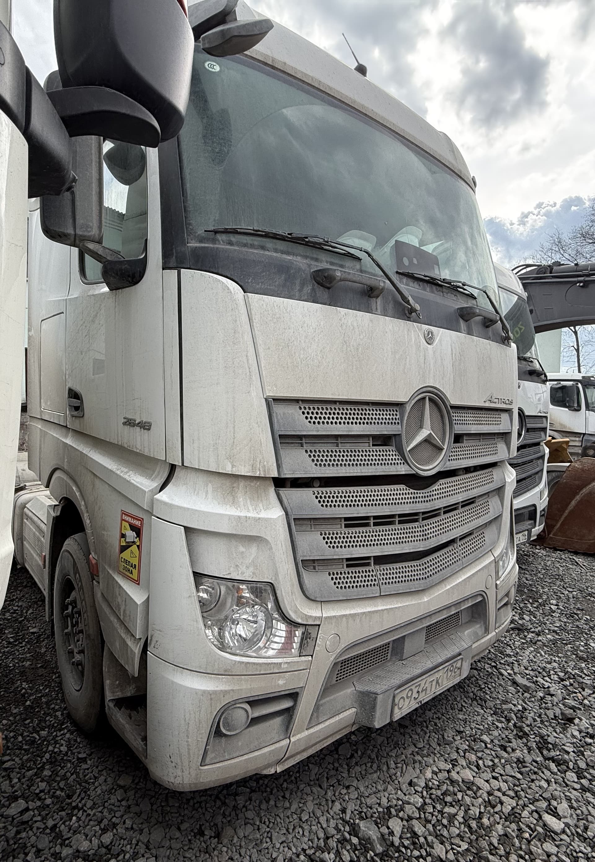 Mercedes-Benz Actros 6x4 Седельный тягач - 2