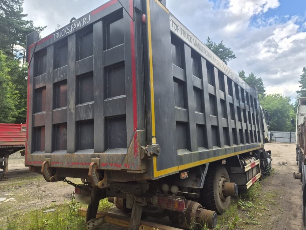 FAW J6 8x4 Самосвал - 3