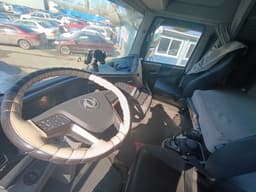 Dongfeng DFH 4x2 Седельный тягач - 5