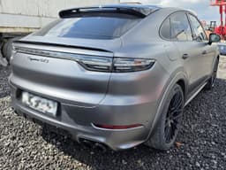Porsche Cayenne - 3