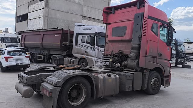 Jac K7 4x2 Седельный тягач - 3