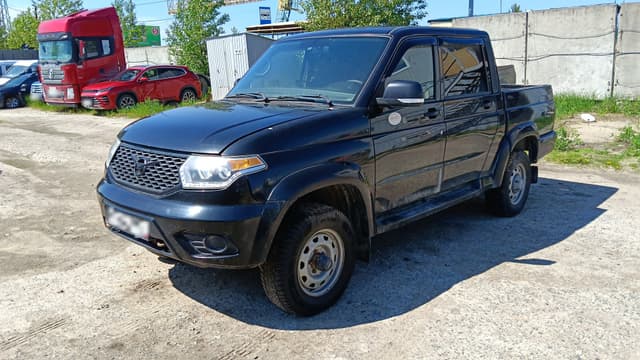 UAZ Pickup - 1