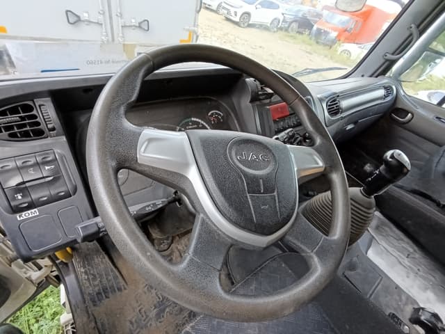 Jac N200 4x2 Бортовой с КМУ - 5