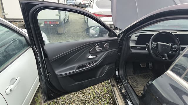 Chery ARRIZO 8 - 8