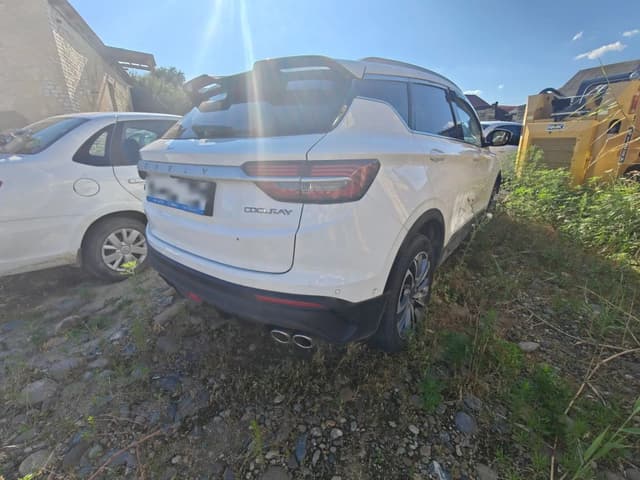 Geely Coolray - 3