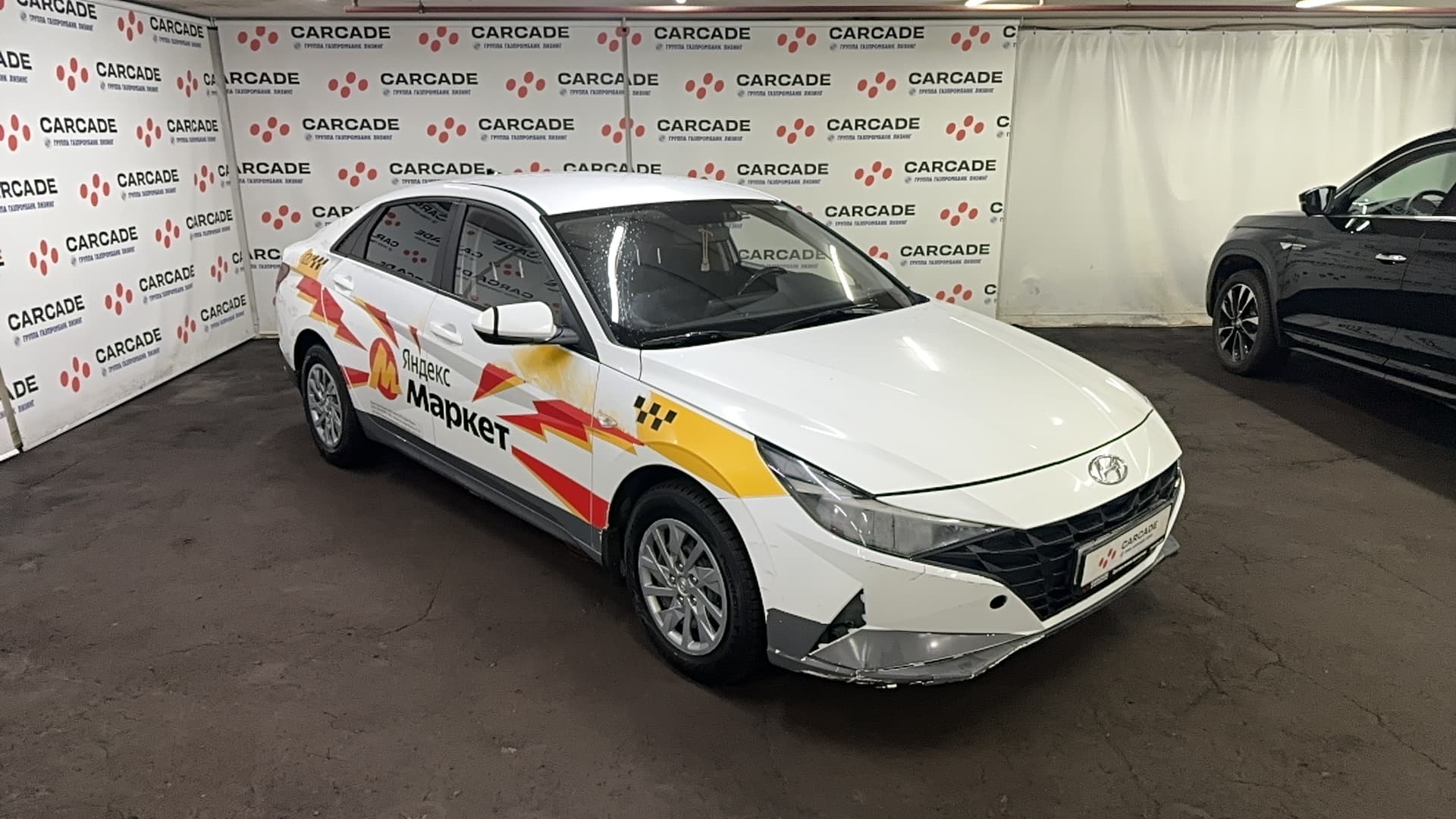 Hyundai Elantra - 2