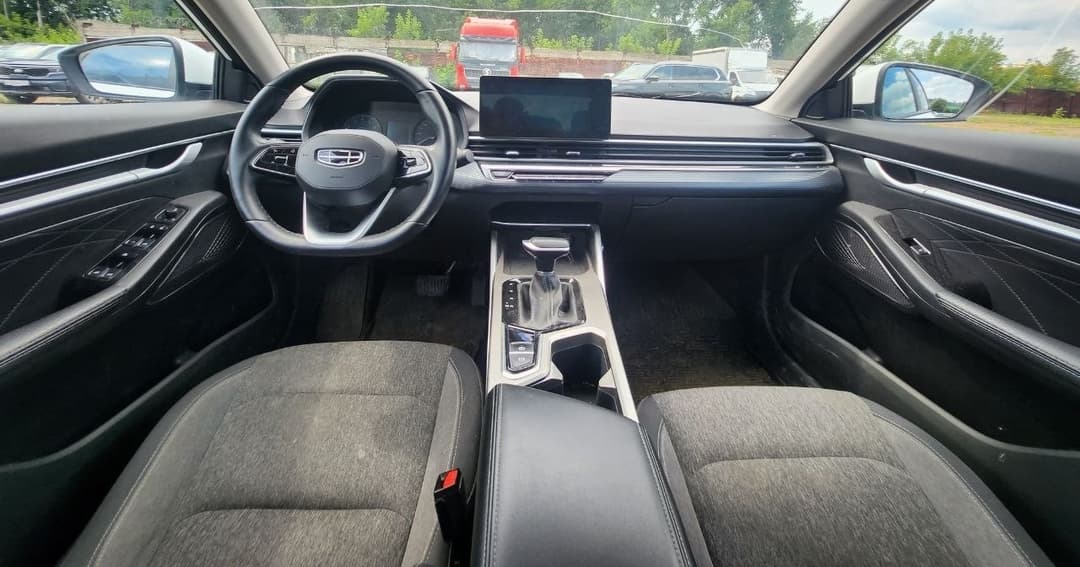 Geely EMGRAND - 5