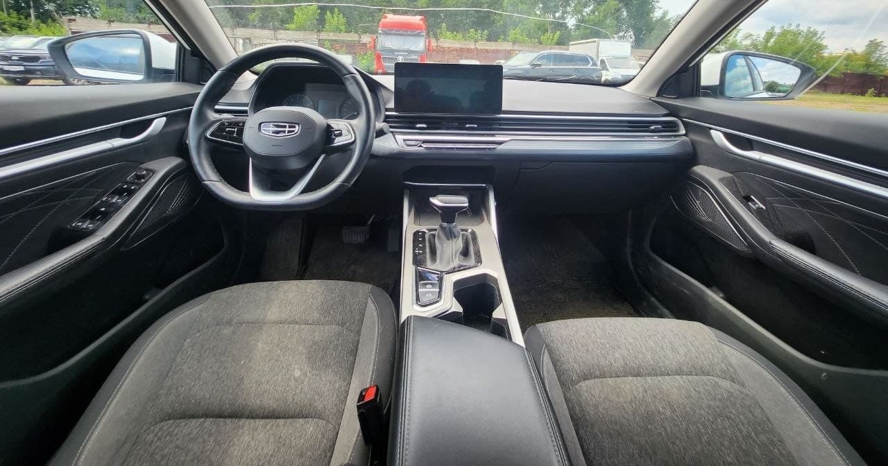 Geely EMGRAND - 5