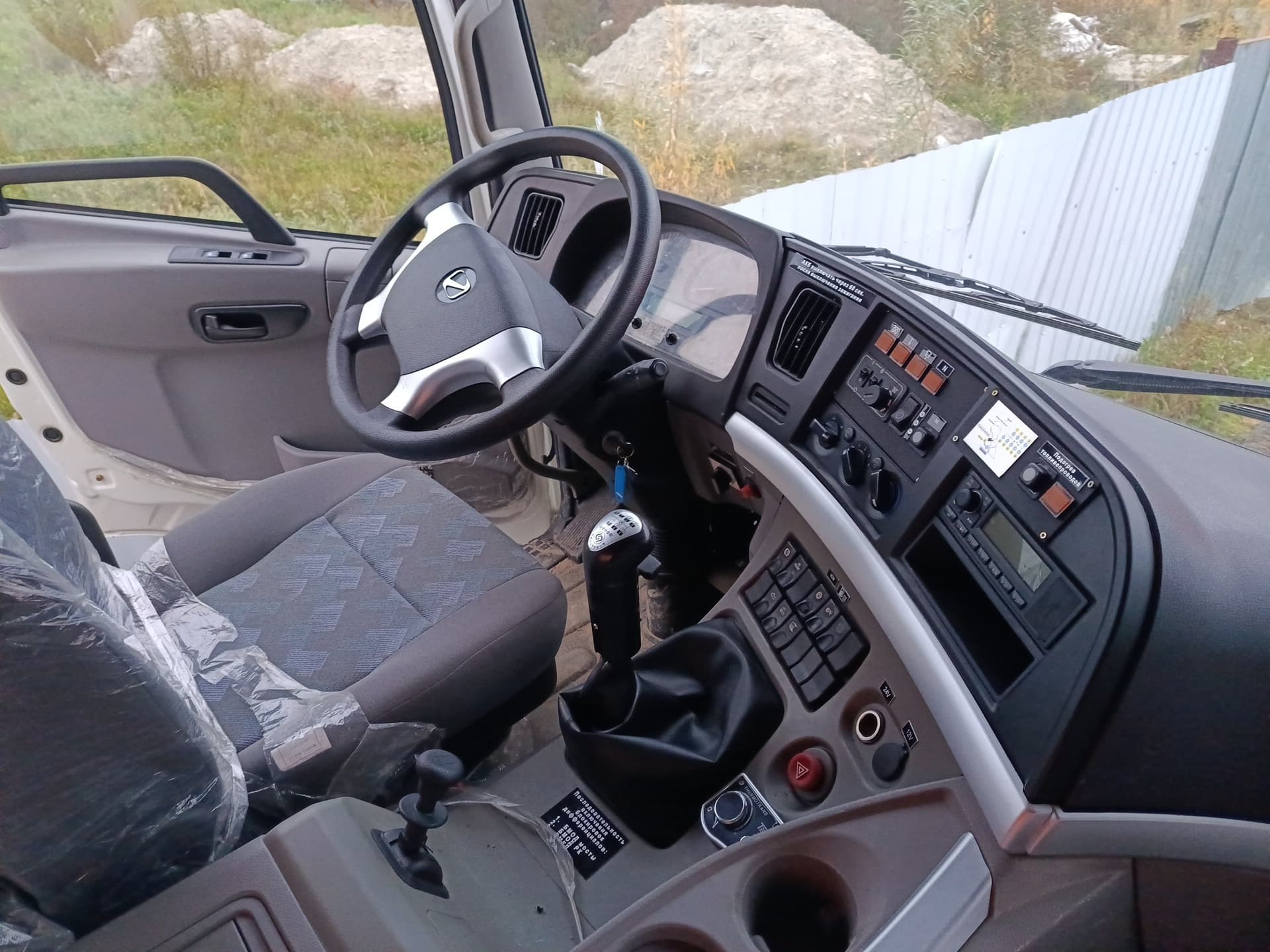 Хант 8051* на шасси ХАНТ 8x8 Агрегат цементировочный - 4