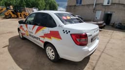 Lada Granta седан - 4