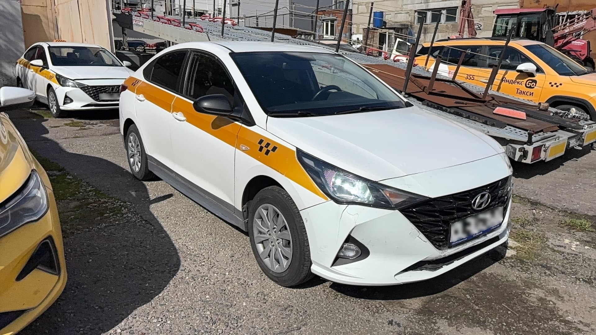Hyundai Solaris - 2