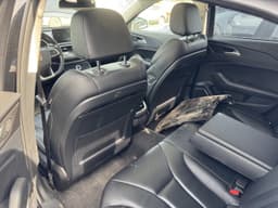 Hongqi H5 - 8