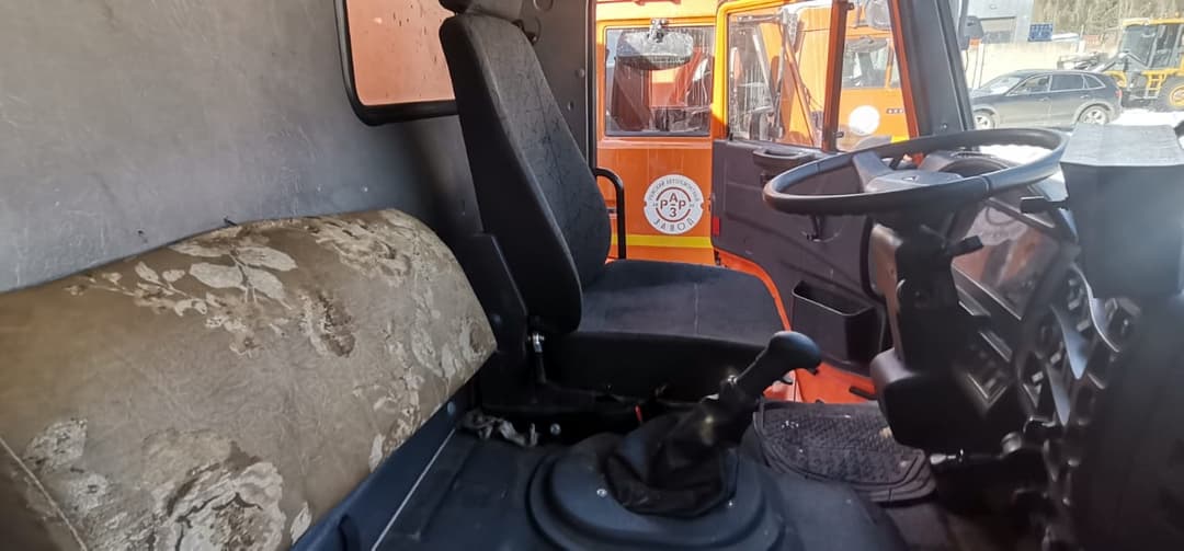 Ряжский Авторемонтный Завод МК-4534 на шасси КамАЗ 6520 6x4 КДМ - 5