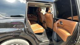 Infiniti QX80 - 9