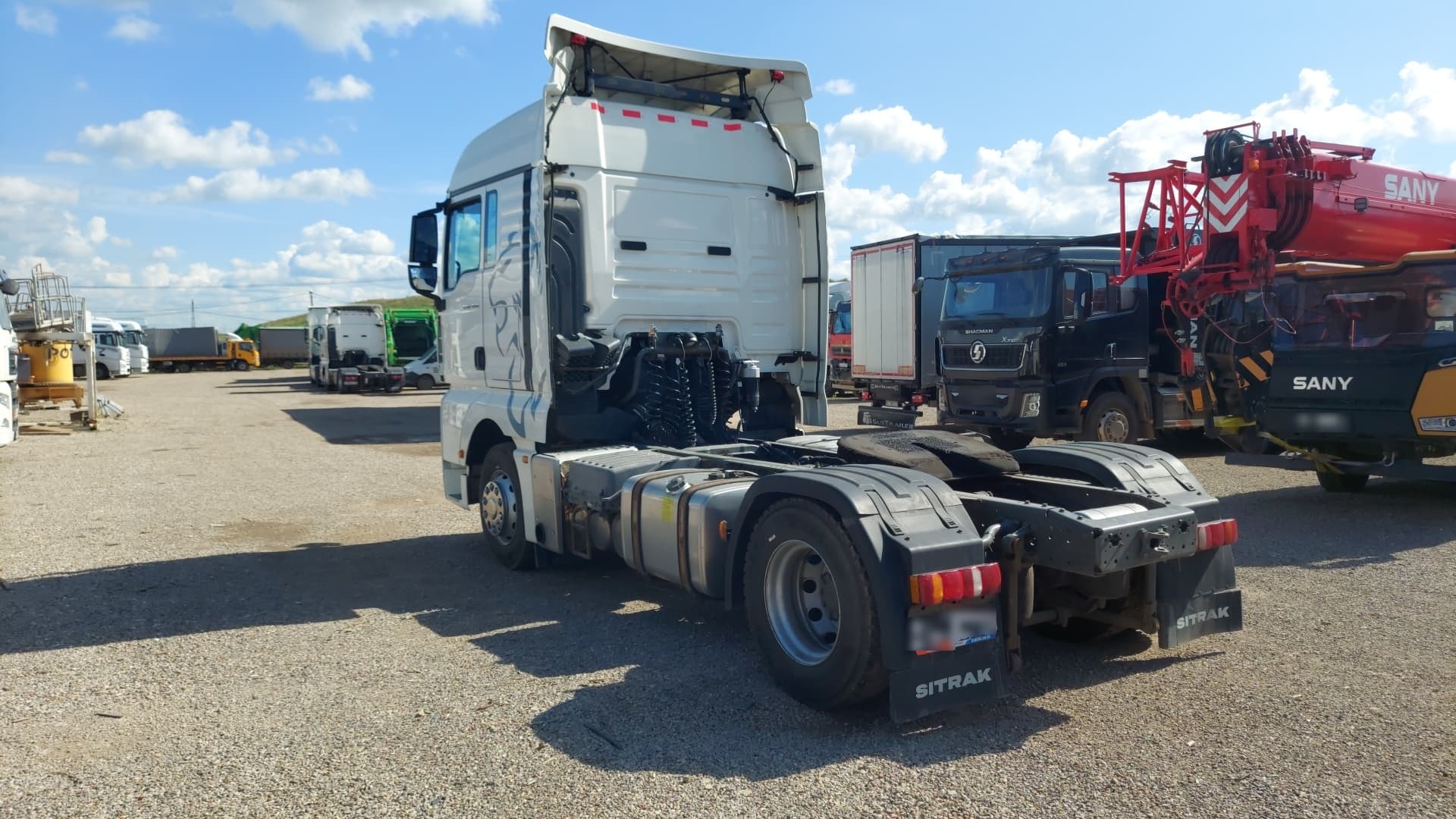 Sitrak C7H 4x2 Седельный тягач - 4