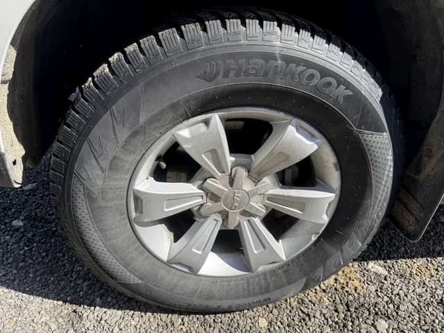 Jac T6 - 10