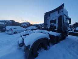 FAW J7 4x2 Седельный тягач - 3