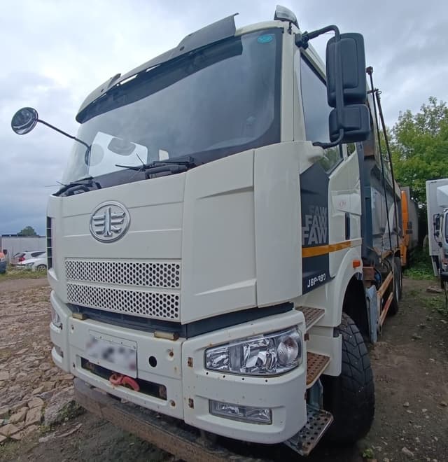 FAW J6* 6x4 Самосвал - 1
