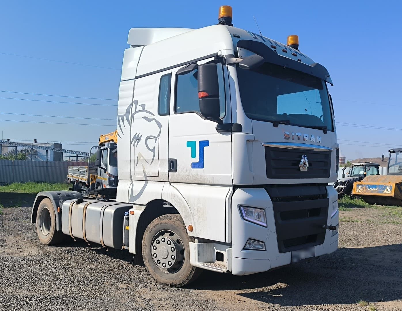 Sitrak C7H 4x2 Седельный тягач - 2