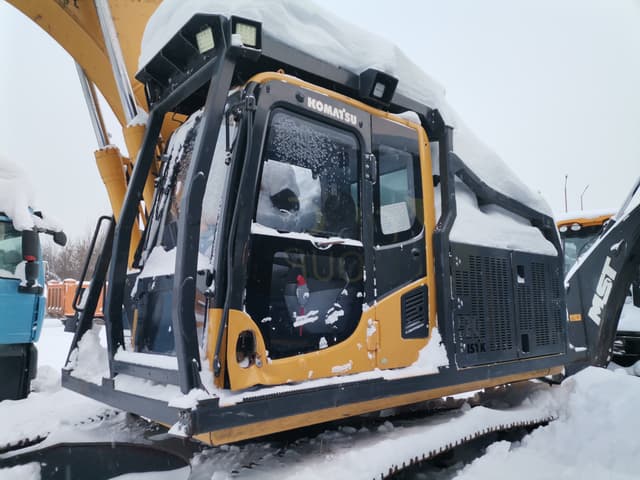 Komatsu PC 220 Экскаватор - 3
