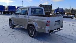 UAZ Pickup - 4