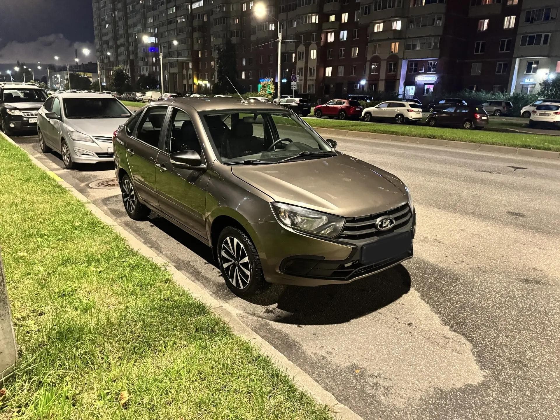 Lada Granta седан - 1