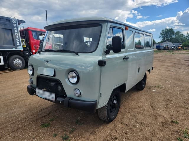 UAZ 374195 Фургон - 1