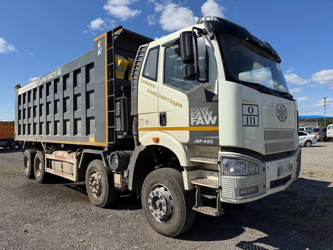 FAW J6 8x4 Самосвал - 2