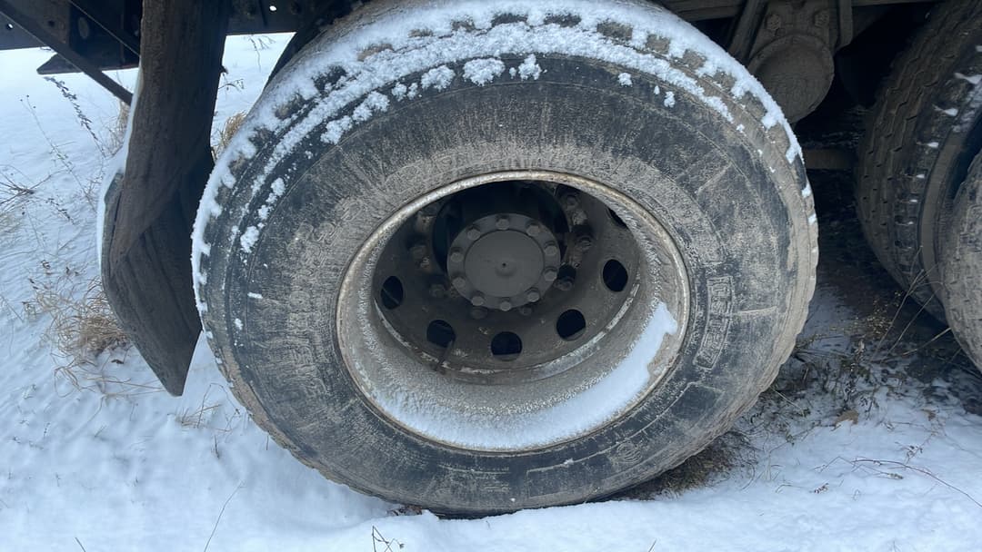 Howo T5G 6x4 Бортовой с КМУ - 9
