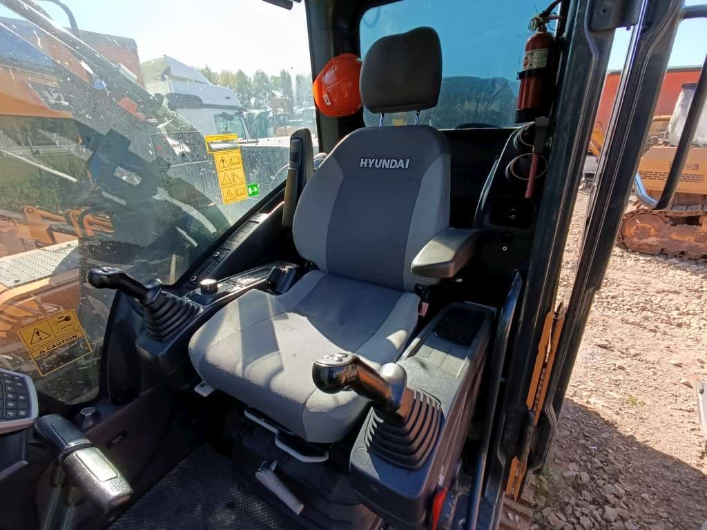 Hyundai HX300 Экскаватор - 5