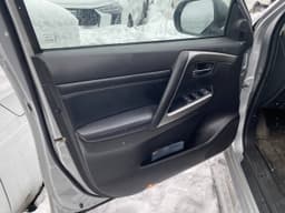 Mitsubishi Pajero Sport - 6