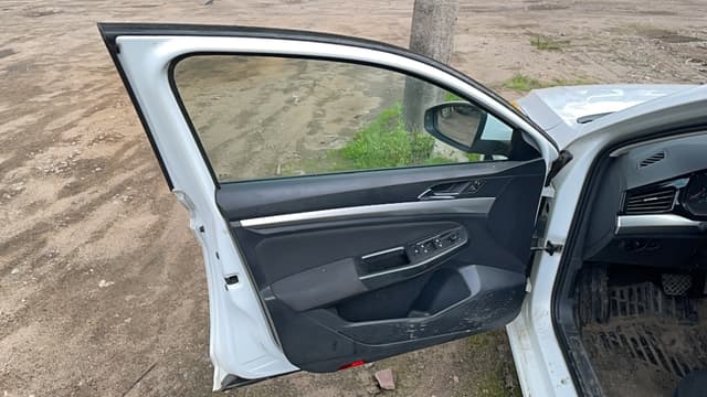 Volkswagen Bora - 8