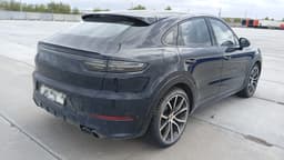 Porsche Cayenne - 3