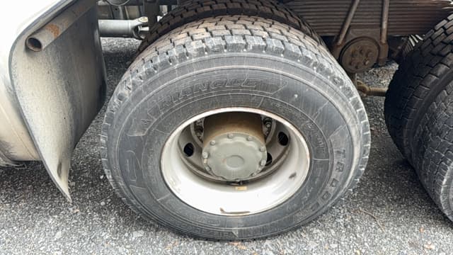Sitrak C7H 6x6 Седельный тягач - 9